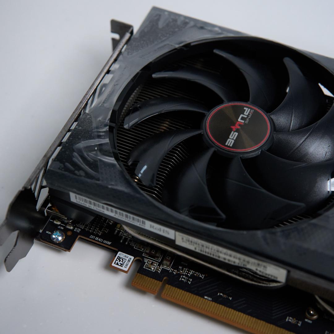 グラフィックボード・グラボ・ビデオカード Sapphire / Radeon RX 5500 XT 4GB