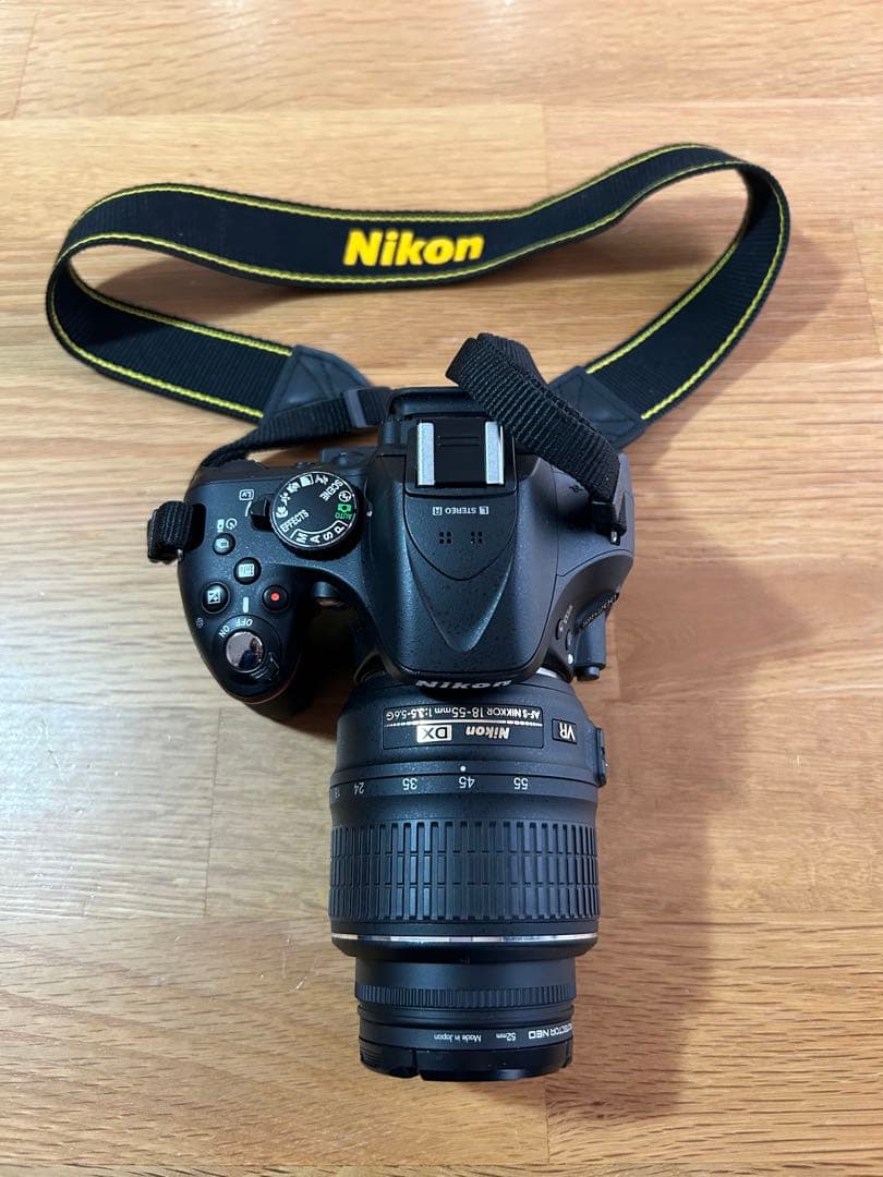 Nikon 一眼レフカメラ　D5200