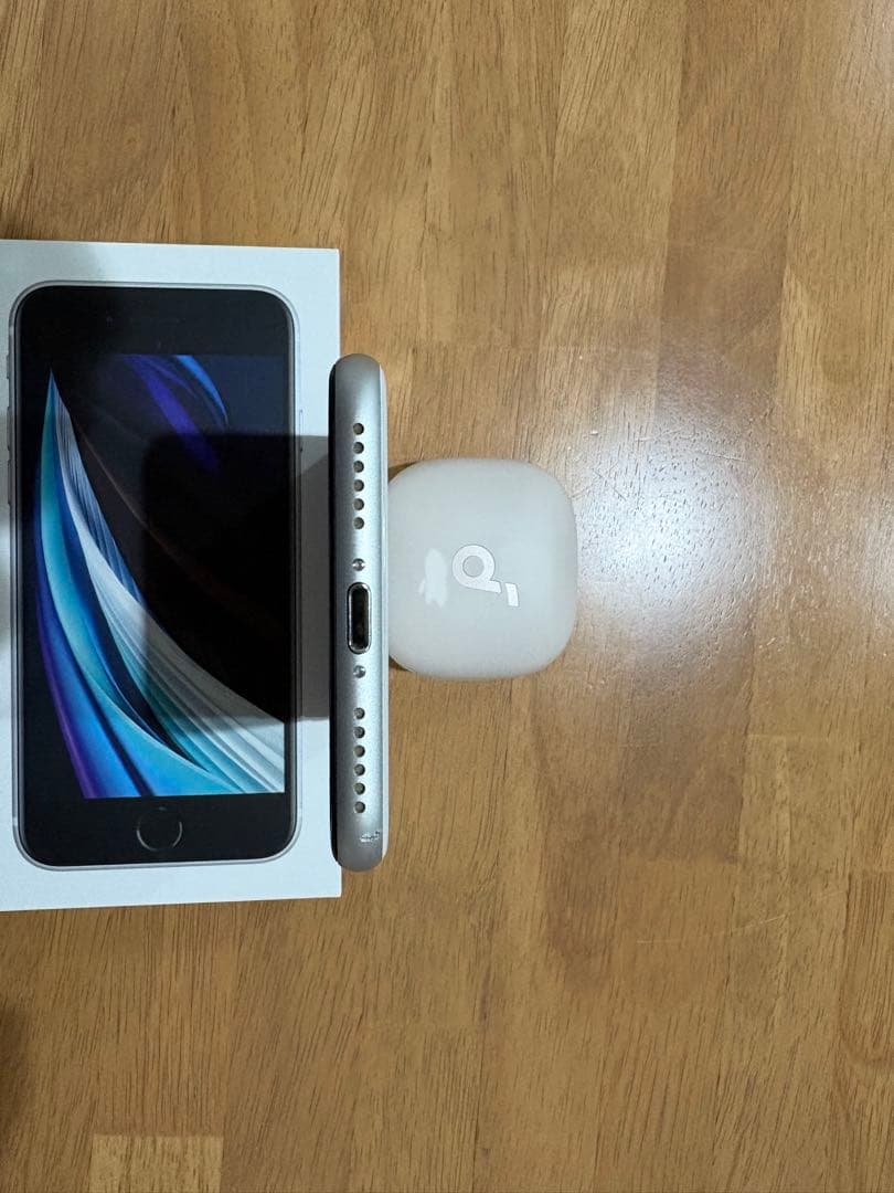 iPhone SE2 白 64GB SIMフリー