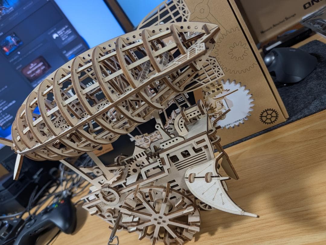 完成品 ROKR 飛行船 オルゴール付き 木製 からくり模型 インテリア 置物