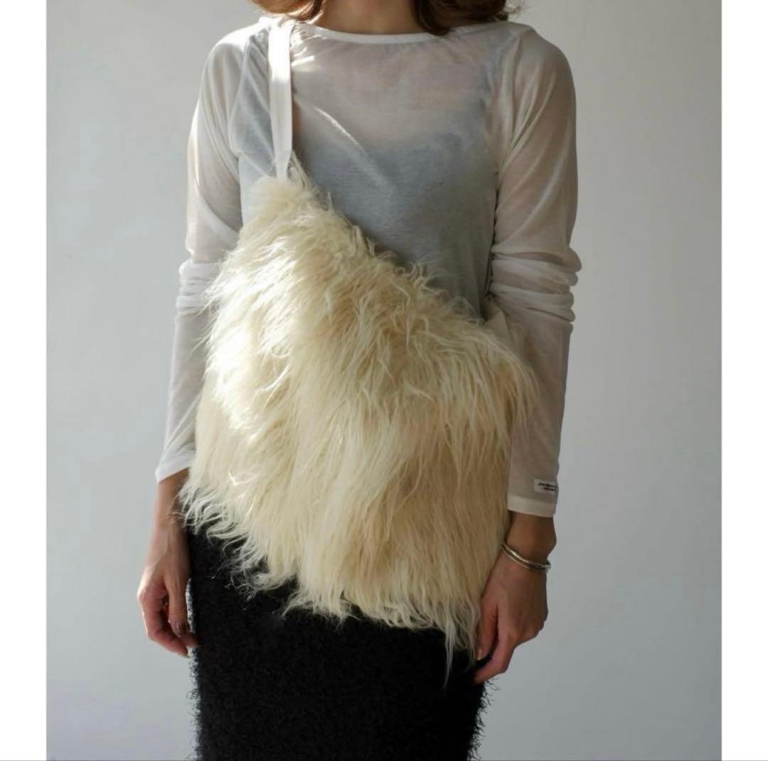 mediam ファーバッグ