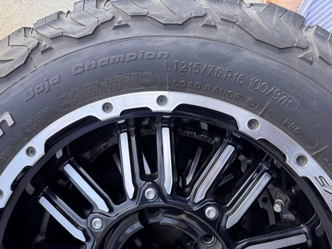 ジムニーシエラ用 BFGoodrich AT & RAYS 16インチ