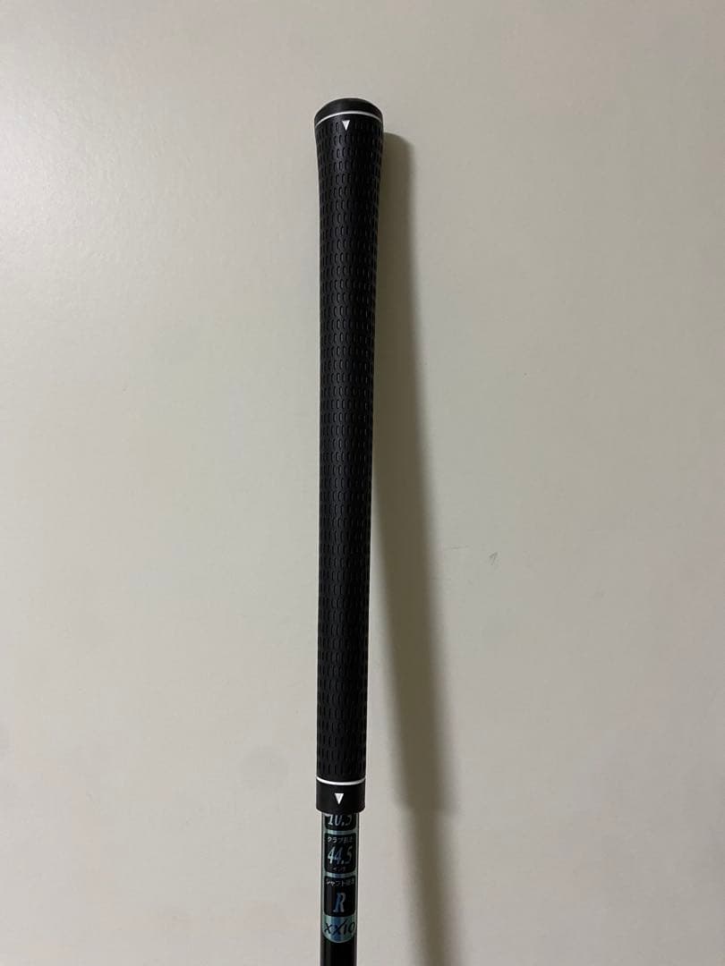 600 曲がらないドライバー！短尺　43.5インチ　ゼクシオ