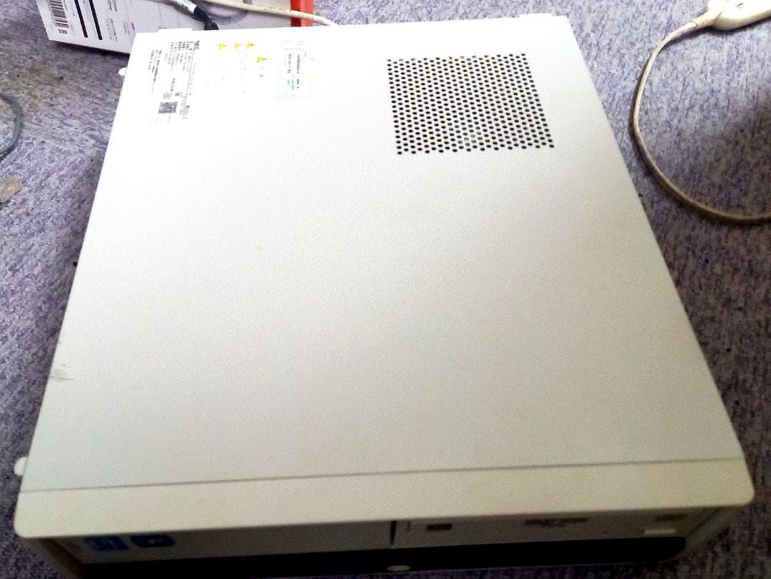 ＮＥＣ　中古デスクトップＰＣ　電源コード付