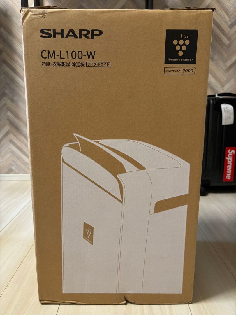 衣類除湿機　コンパクトクール　SHARP 除湿機