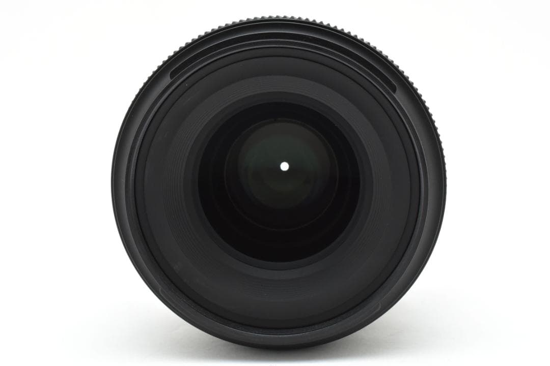 TAMRON 45mm F1.8 DI VC USD F013 ニコンFマウント