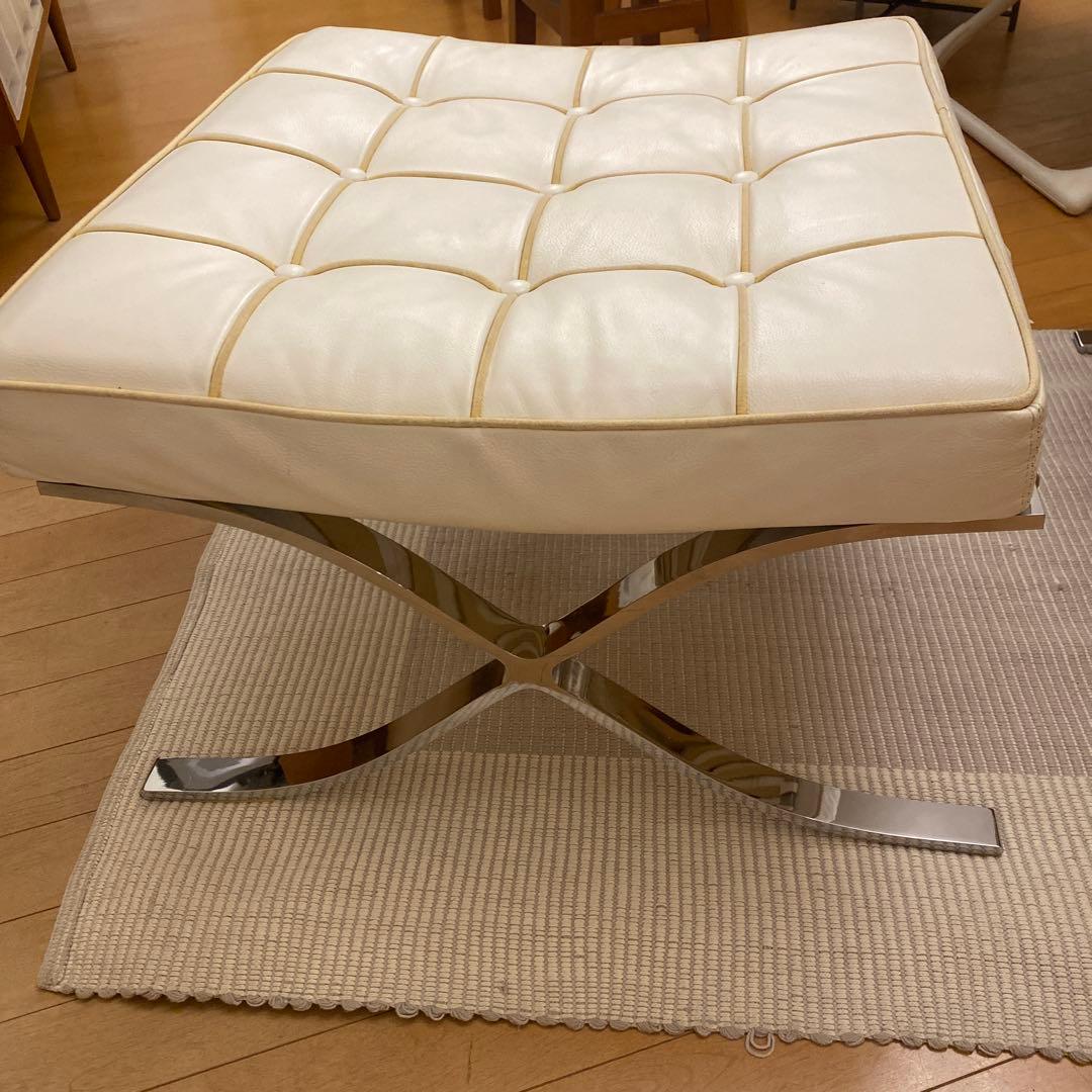 ◯バルセロナチェア リプロダクト ホワイト オットマン付き デザイナーズ 白