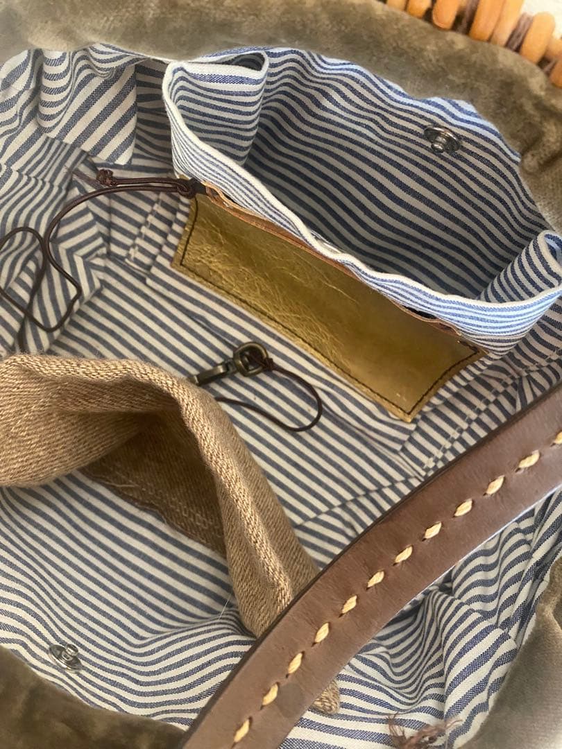 ピ*ウ様 エバゴス　ファー付きかごバッグ