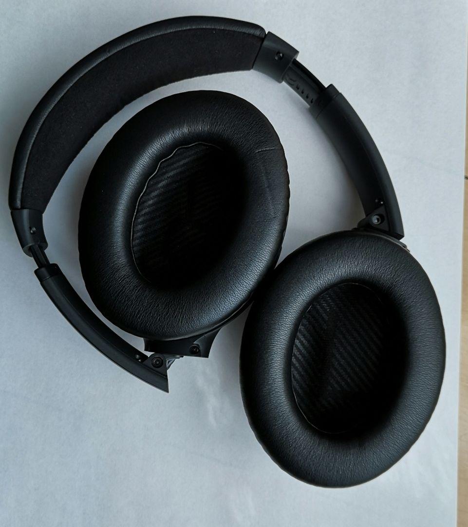 BOSE QuietComfort 35 wireless headphone…
