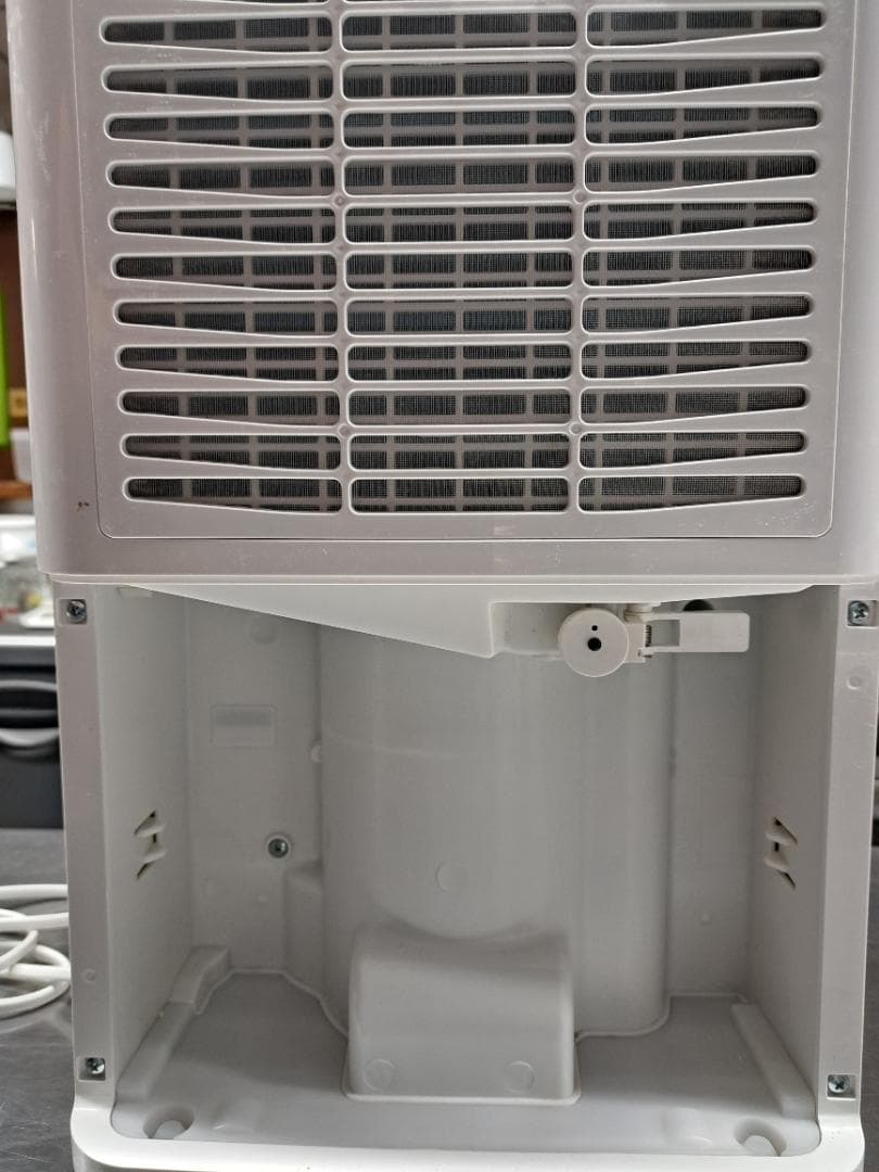 IRIS OHYAMA コンプレッサー式除湿機