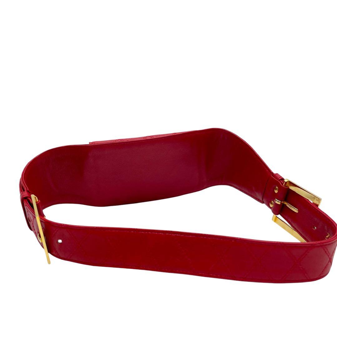 美品 シャネルビコローレ マトラッセ レザー ウエスト ポーチ ボディバッグ.