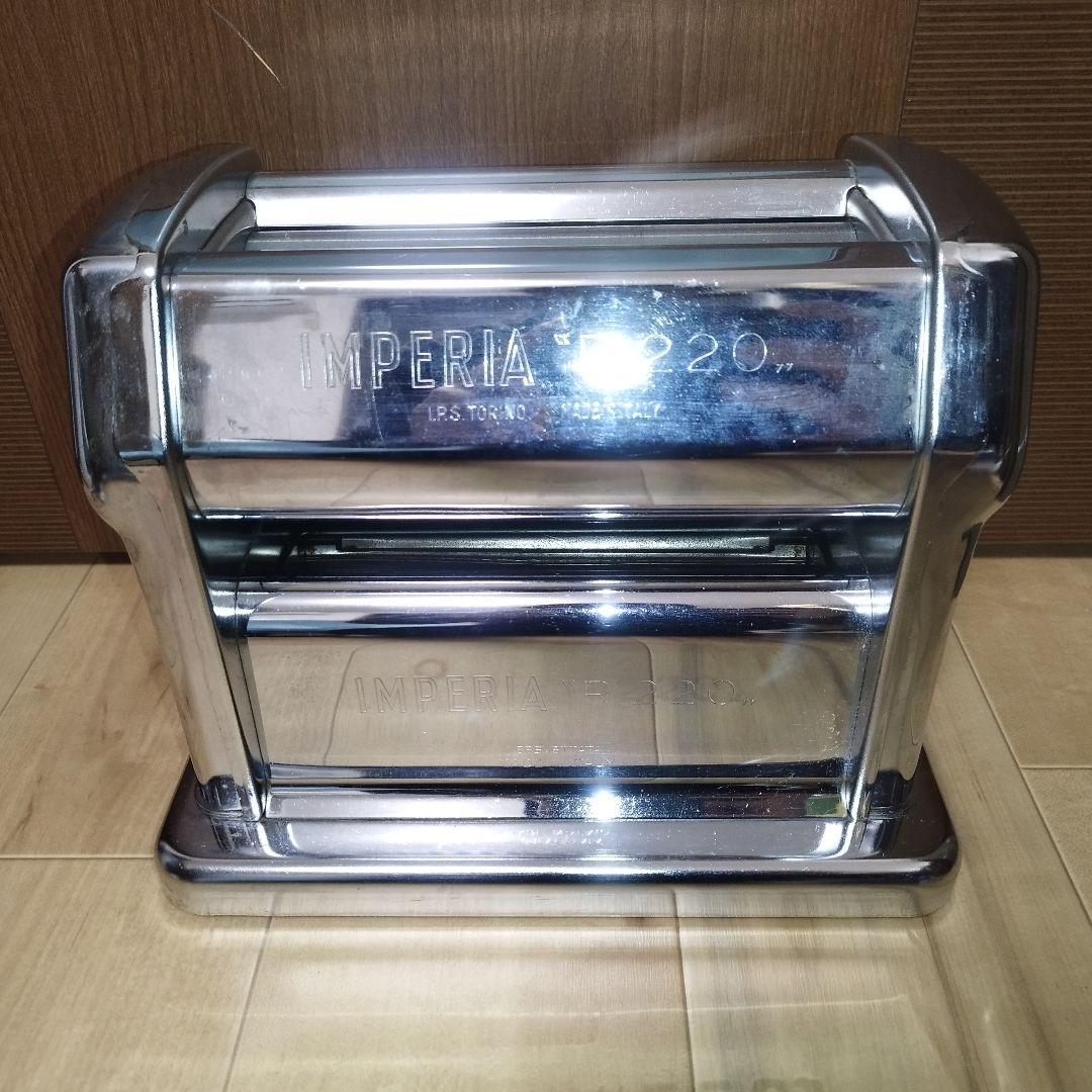 【付属品多数】インペリア　パスタマシン(手動） R‐220　別売カッター付き