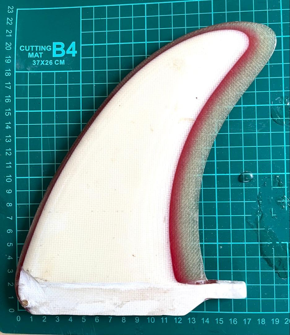 シングルフィン　サーフボード　フィン