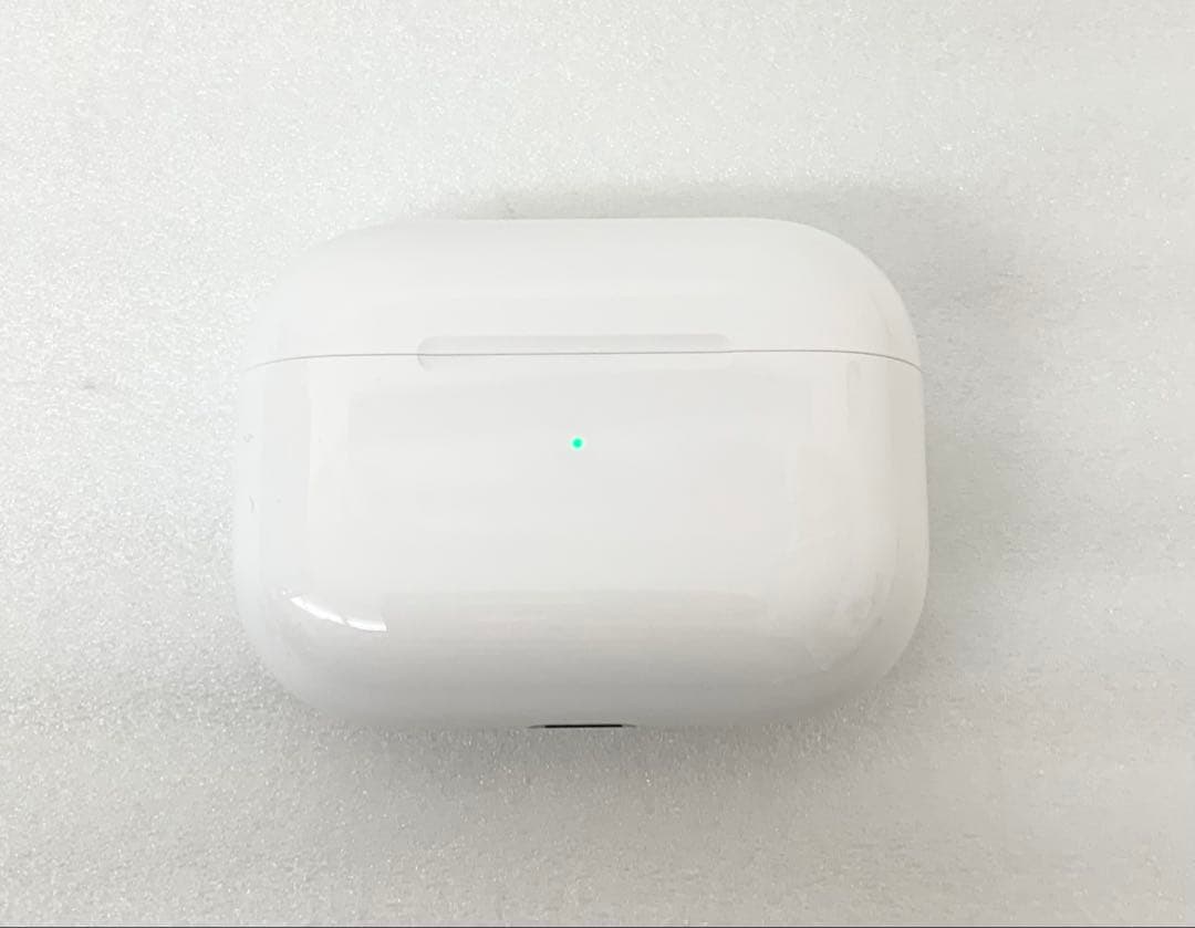 極美品 AirPods Pro 第2世代 MTJV3J/A 通電 動作確認済み