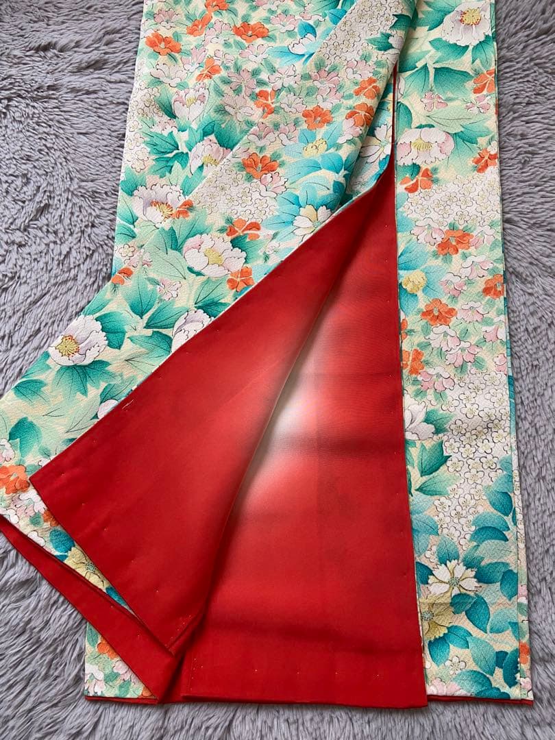 happy smileさま レトロモダン　春爛漫な雰囲気の小紋　正絹　袷