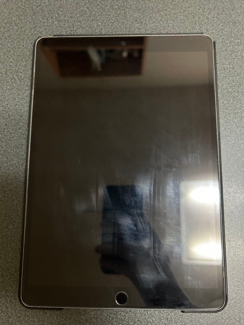 Apple iPad pro 10.5インチ　wi-fi 64GB スタンド付き