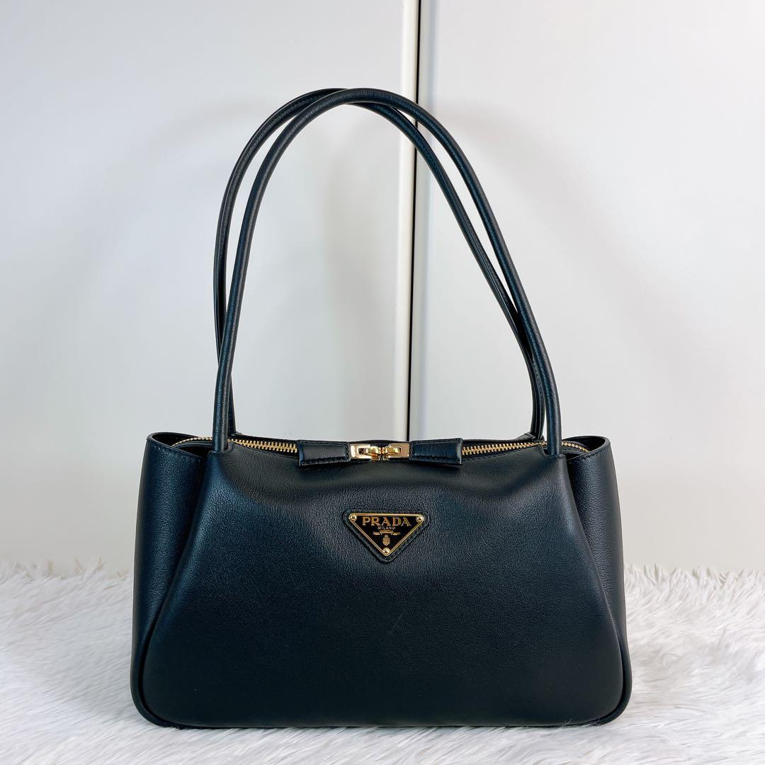 ●美品●PRADA プラダ　ハンドバッグ　レザー　ブラック　24SS