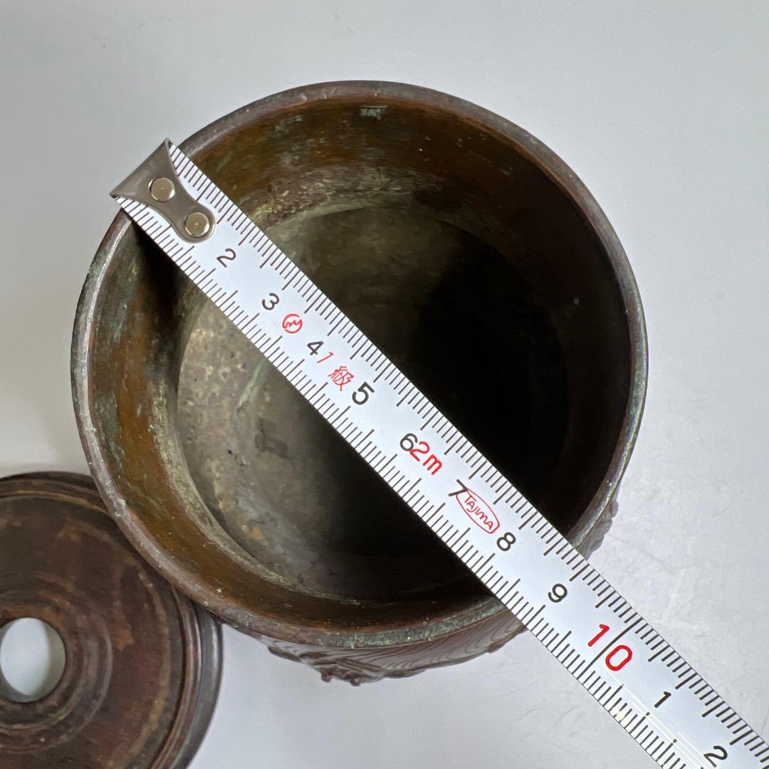 古銅　亀にカニ浮彫花瓶　台込高約17.5㎝/1137g 東Y8-0206☆2F