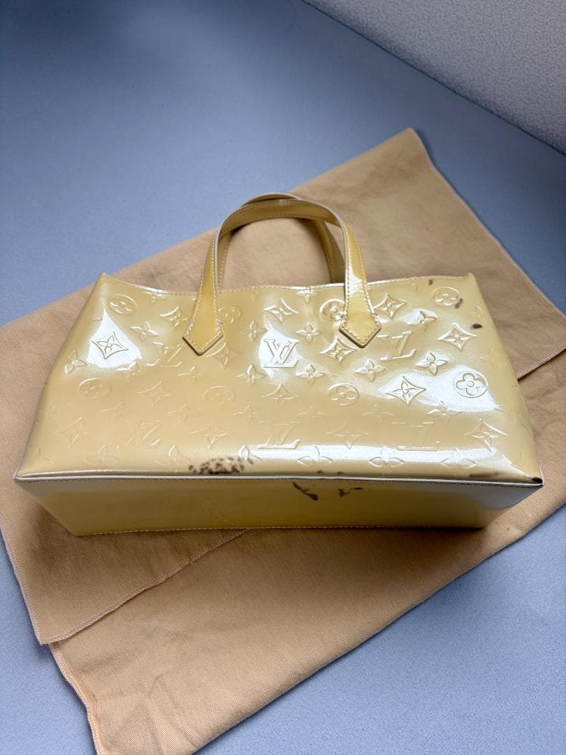 ルイヴィトン Louis Vuitton バッグ ヴェルニ ウィルシャーPM