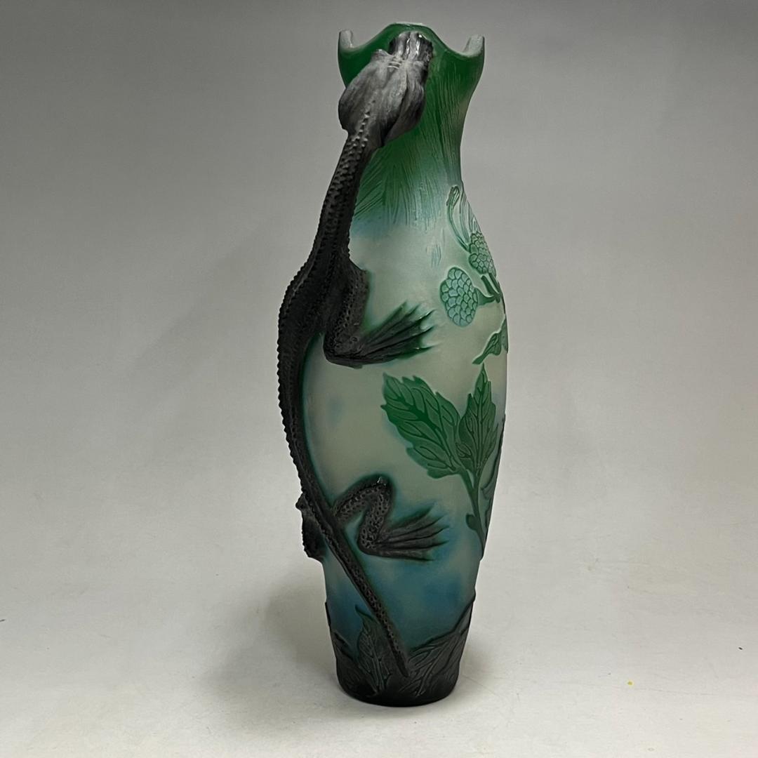 エミール　ガレ風　花瓶　被せガラス　蜥蜴紋　　 高さ30ｃｍ