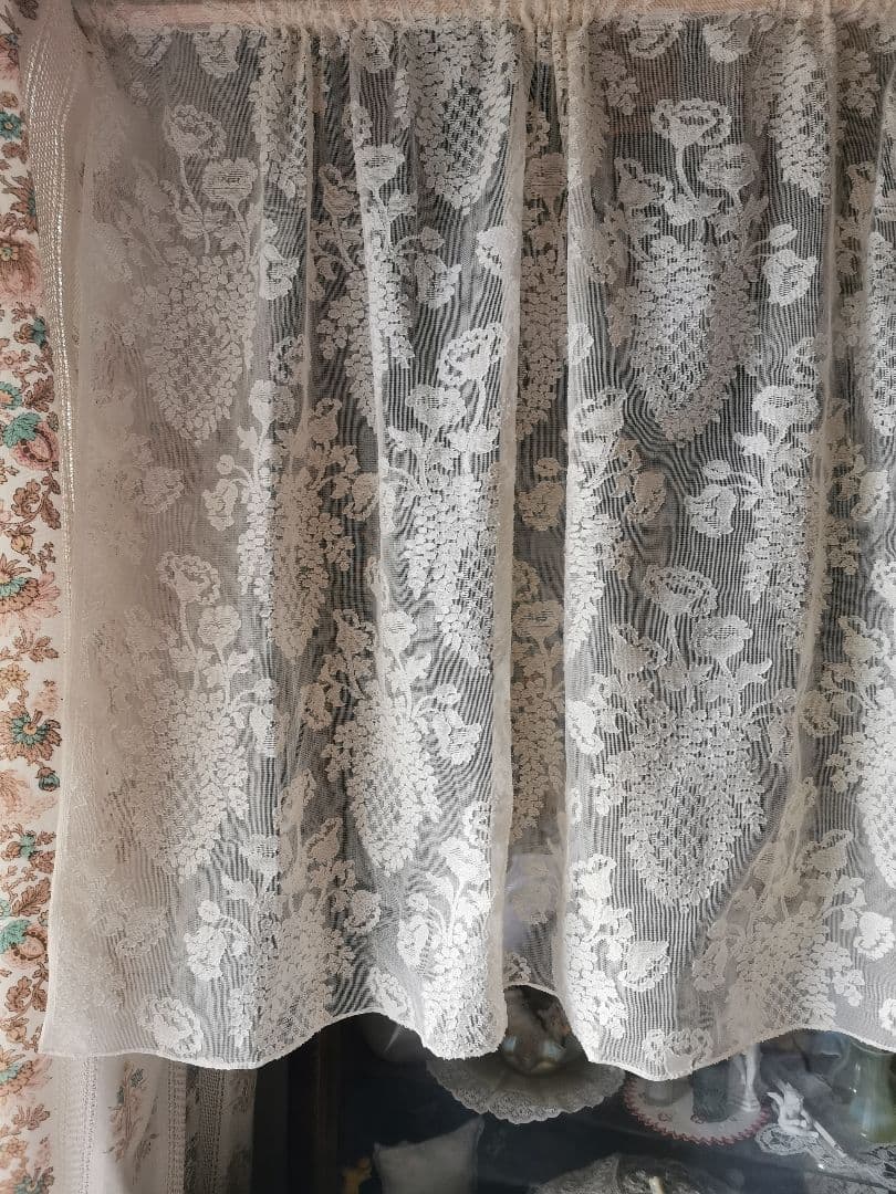 アンティーク ノッティンガム マドラスレース ポピープランター花籠カーテンパネル