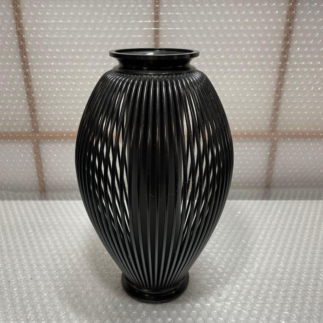 鋳銅 透花瓶 登鴻 透籠式 花瓶