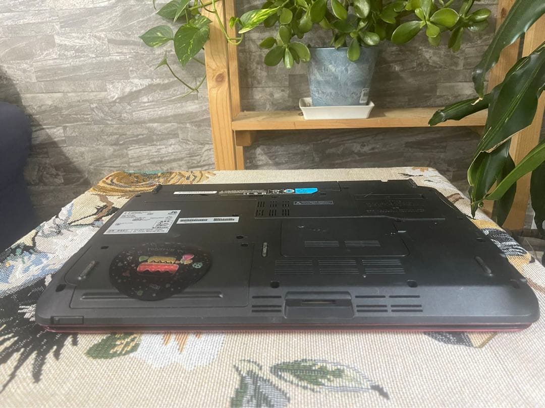 富士通のノートパソコン♪Windows11♪♪カメラ付♪オフィス搭載