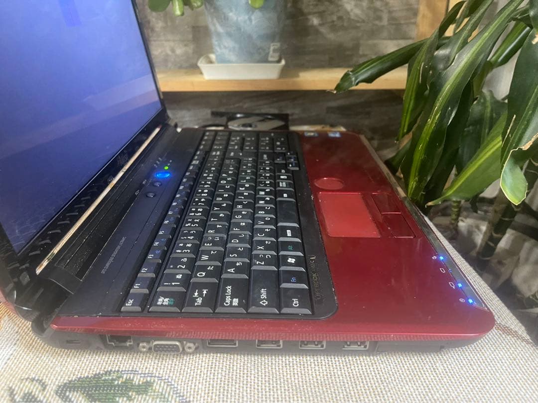 富士通のノートパソコン♪Windows11♪♪カメラ付♪オフィス搭載