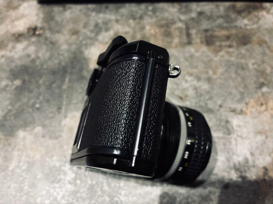 Nikon EM 一眼レフカメラ Nikkor 50mm f/1.4