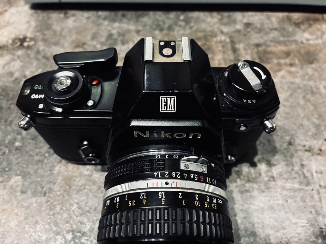 Nikon EM 一眼レフカメラ Nikkor 50mm f/1.4