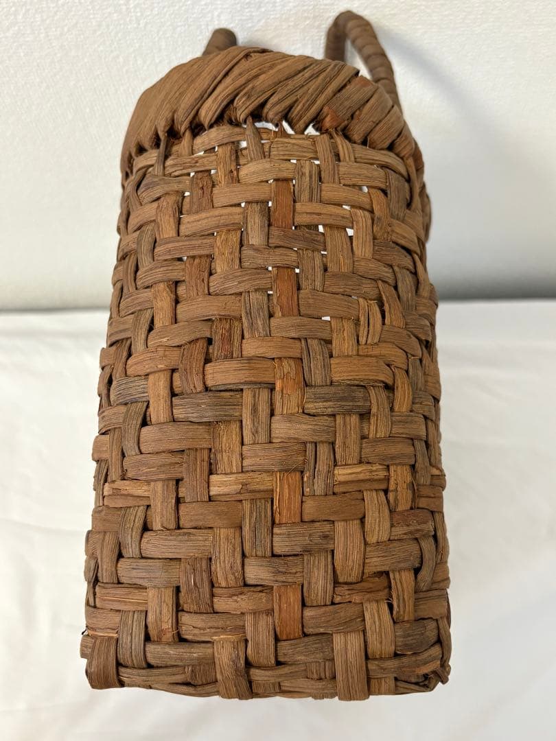 M*O様 特価❗️山葡萄 かごバッグ 未使用品 かご 籠 山ぶどう 職人 手編み