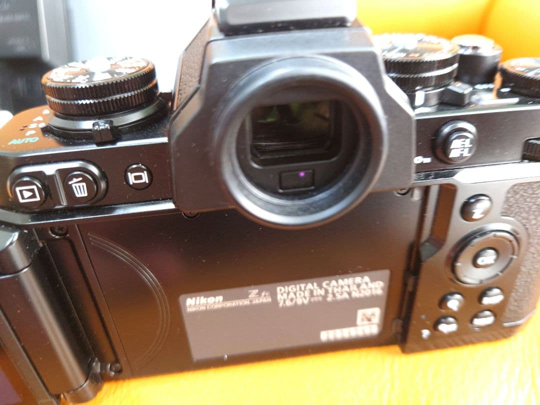 超美!Nikon Zfc Black+z16-50vr+金属フード+保護フィルタ