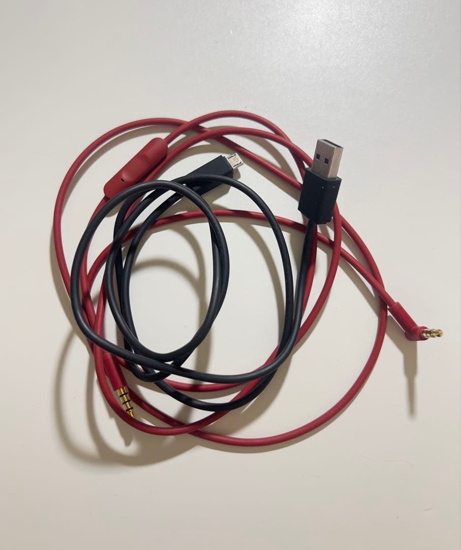 Beats Studio 3 ワイヤレスヘッドホン レッド