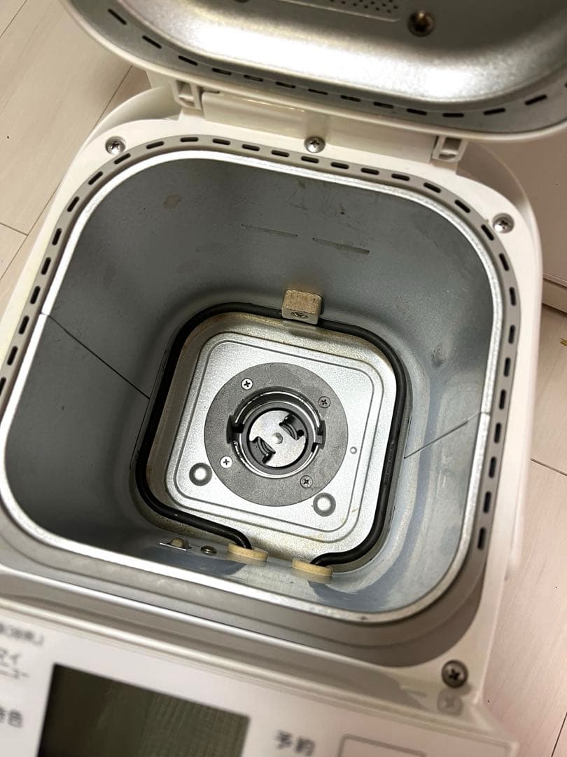 Panasonicホームベーカリー SD-SB4-W 2022年製　パナソニック