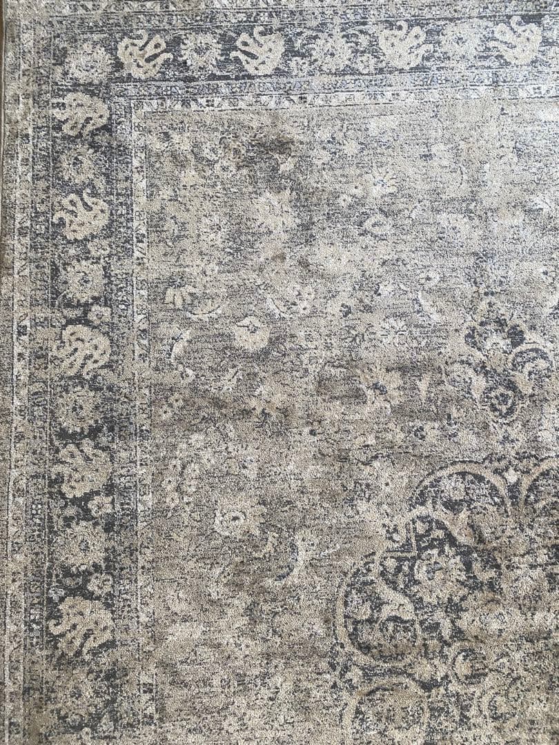 zara ヴィンテージスタイルラグ　ザラホーム