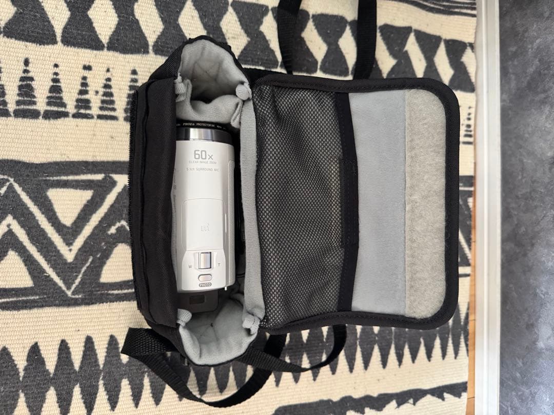 「美品」SONY ハンディカム HDR-CX680