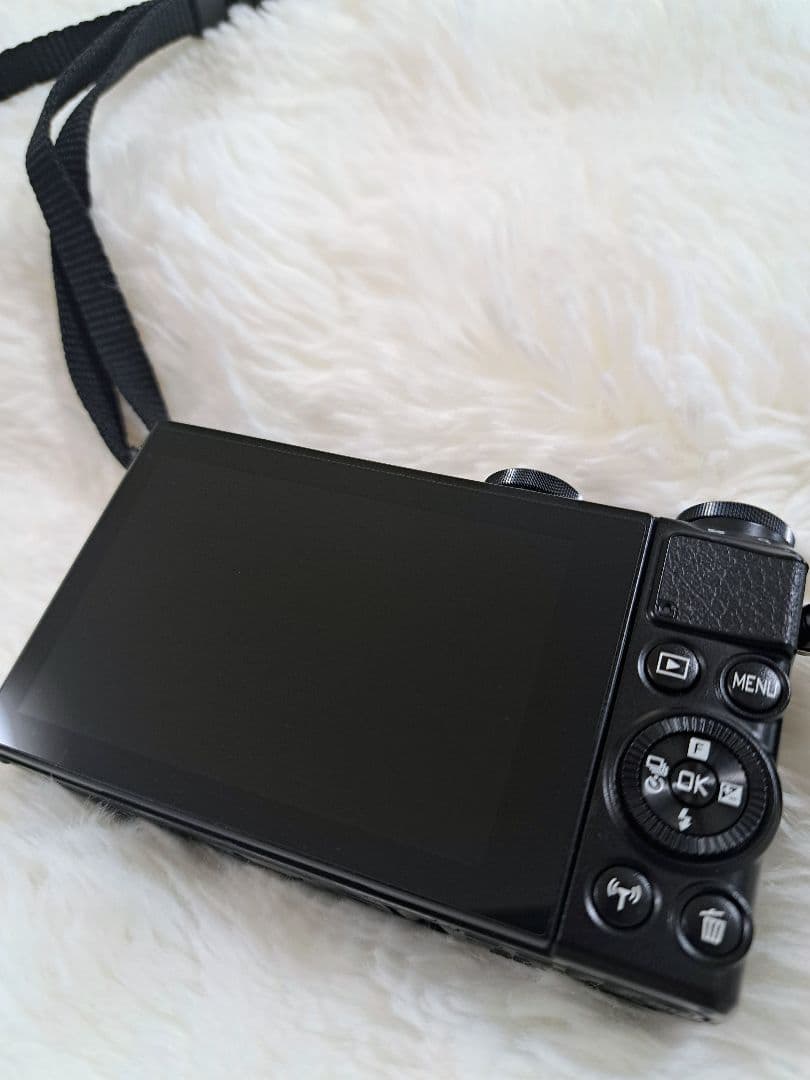 ★極美品★Nikon 1 J5 ダブルレンズキット★希少ブラック★J5WLKBK