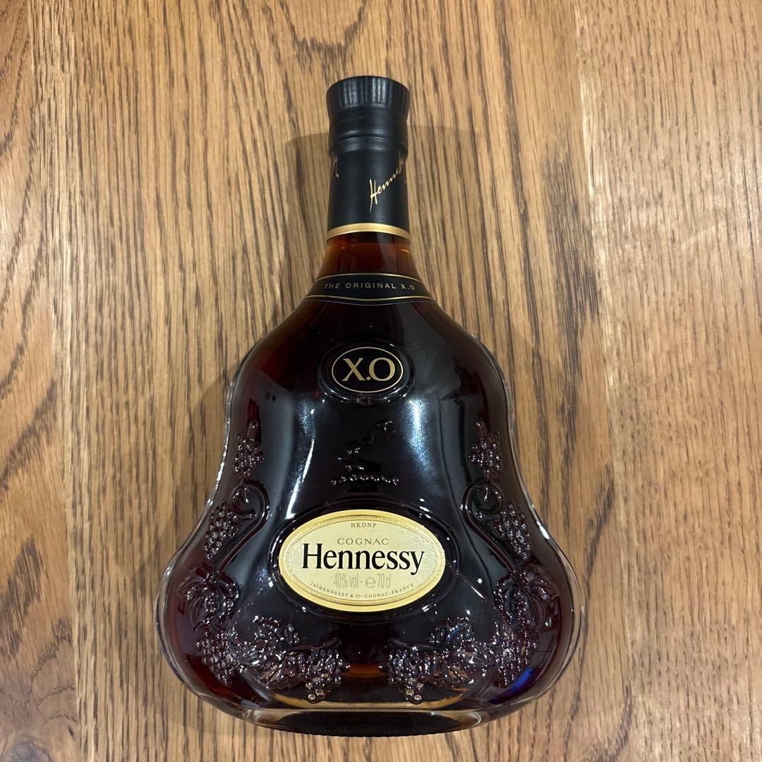 ヘネシー Hennessy X.O 黒キャップ 箱付 700ml ブランデー