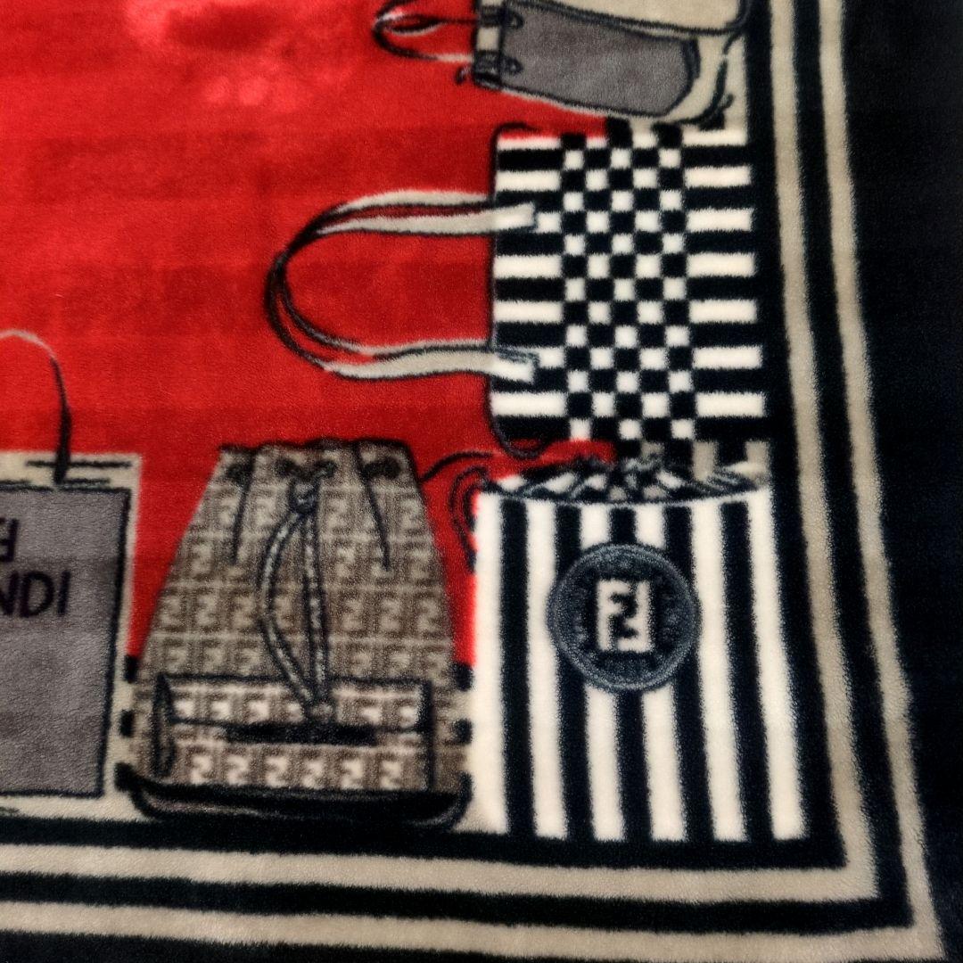 FENDI フェンディ ニューマイヤー ハーフ毛布 廃番 レア ブランケット