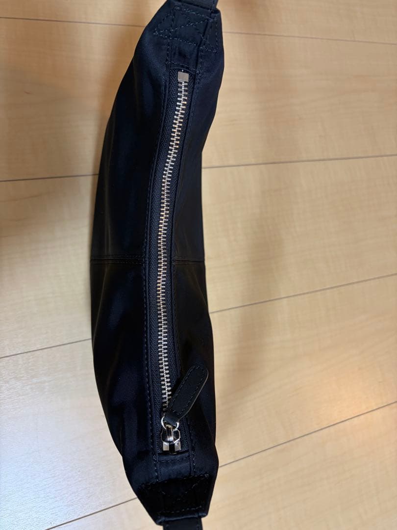 さ*き様 美品！　NOTHING WRITTEN ナイロンショルダーバッグ