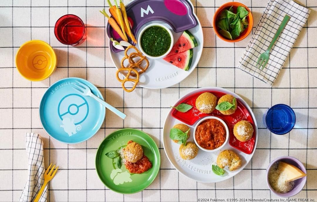 【完売品】LE CREUSETポケモン テーブルウェア・セット モンスターボール