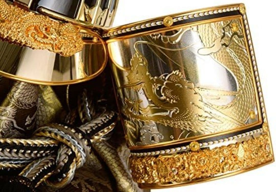 五月人形 伊達政宗 着用 兜収納飾り 兜飾り 平安義正作 本金箔焼箔仕上げ