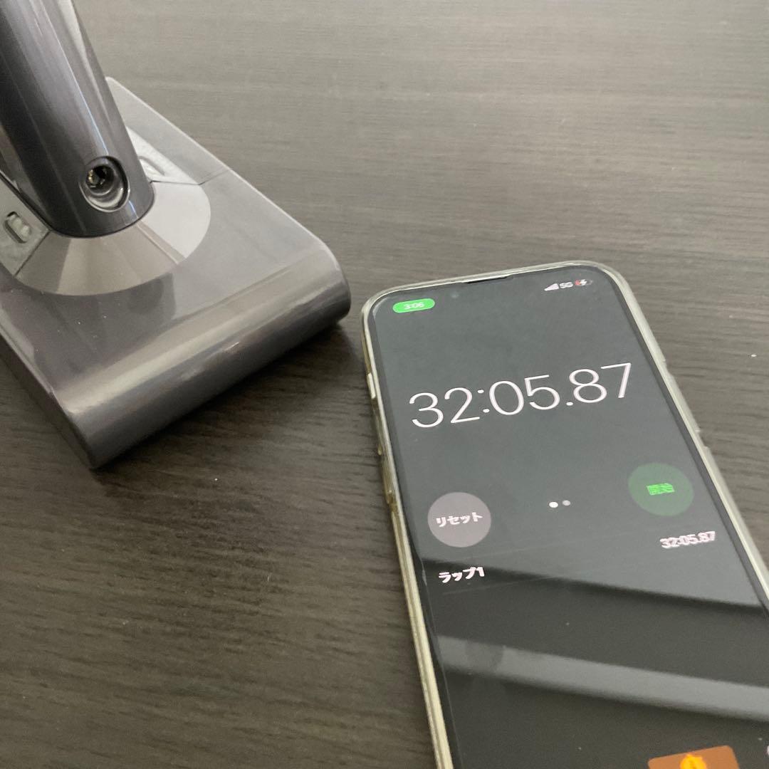 39 『分解洗浄済』ダイソンスリム ソフトローラークリーナーヘッドv8 sv10