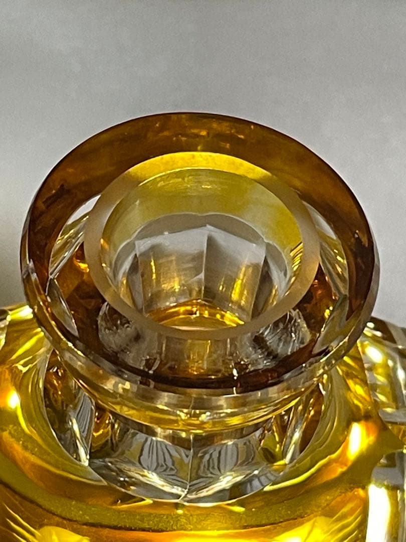 【希少】　【美品】　カガミクリスタル　色被切子デキャンタ　花模様　カットガラス