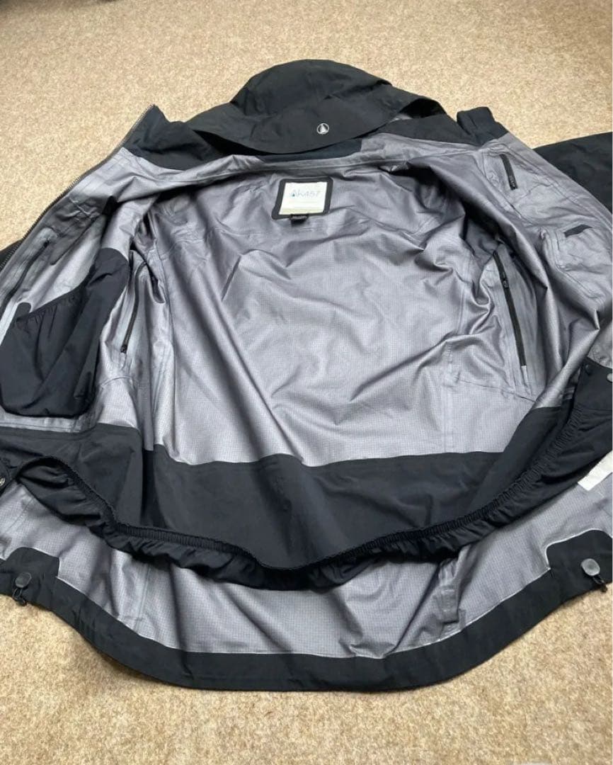 セールBurton ak GUIDE JACKET & HI-TOP PANTS