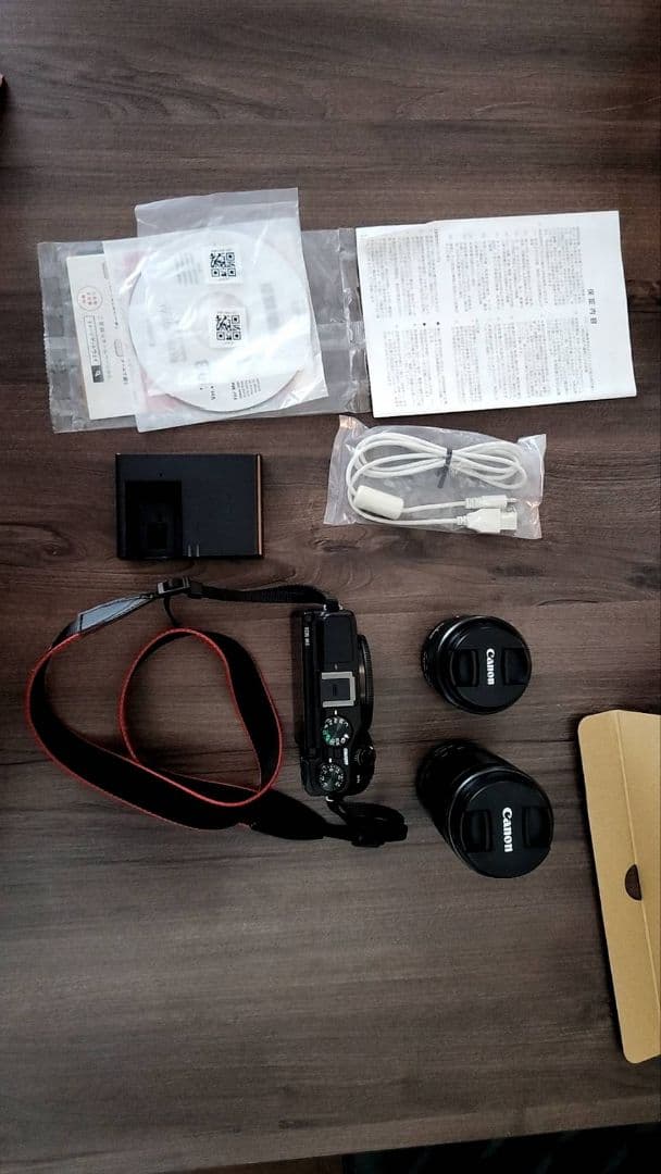 Canon EOS M3 ミラーレスカメラ 本体とレンズ2本