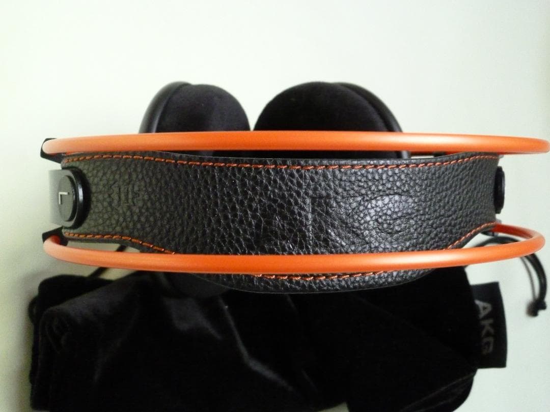 ヘッドホン AKG K712 Pro