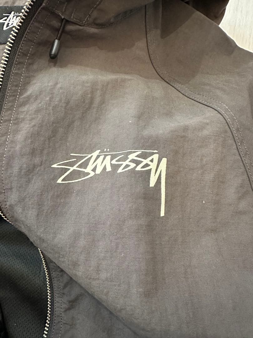Stussy ビーチシェルジャケット 黒 ブラック 美品 サイズS
