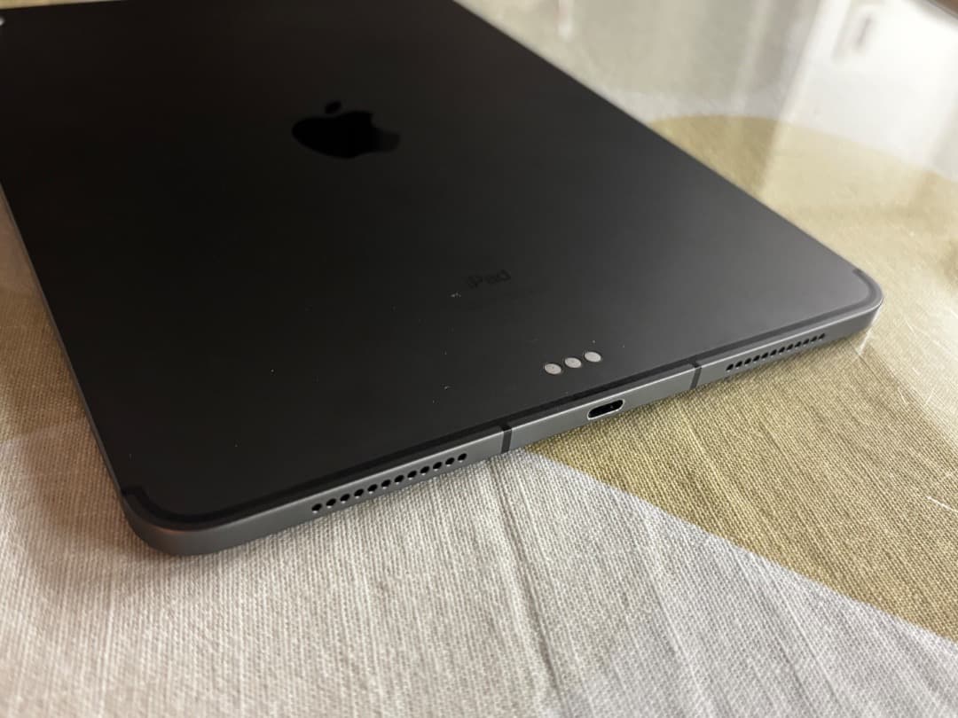 iPad Air Gen4 256GB セルラー + US Keyboard