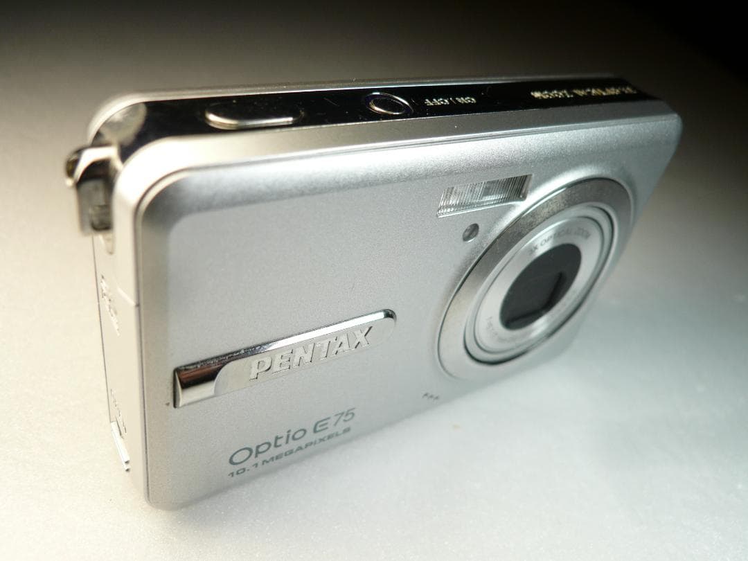 PENTAX★Optio E75⭐️欧州限定モデル❤️極美品です⭕️安心の実働品